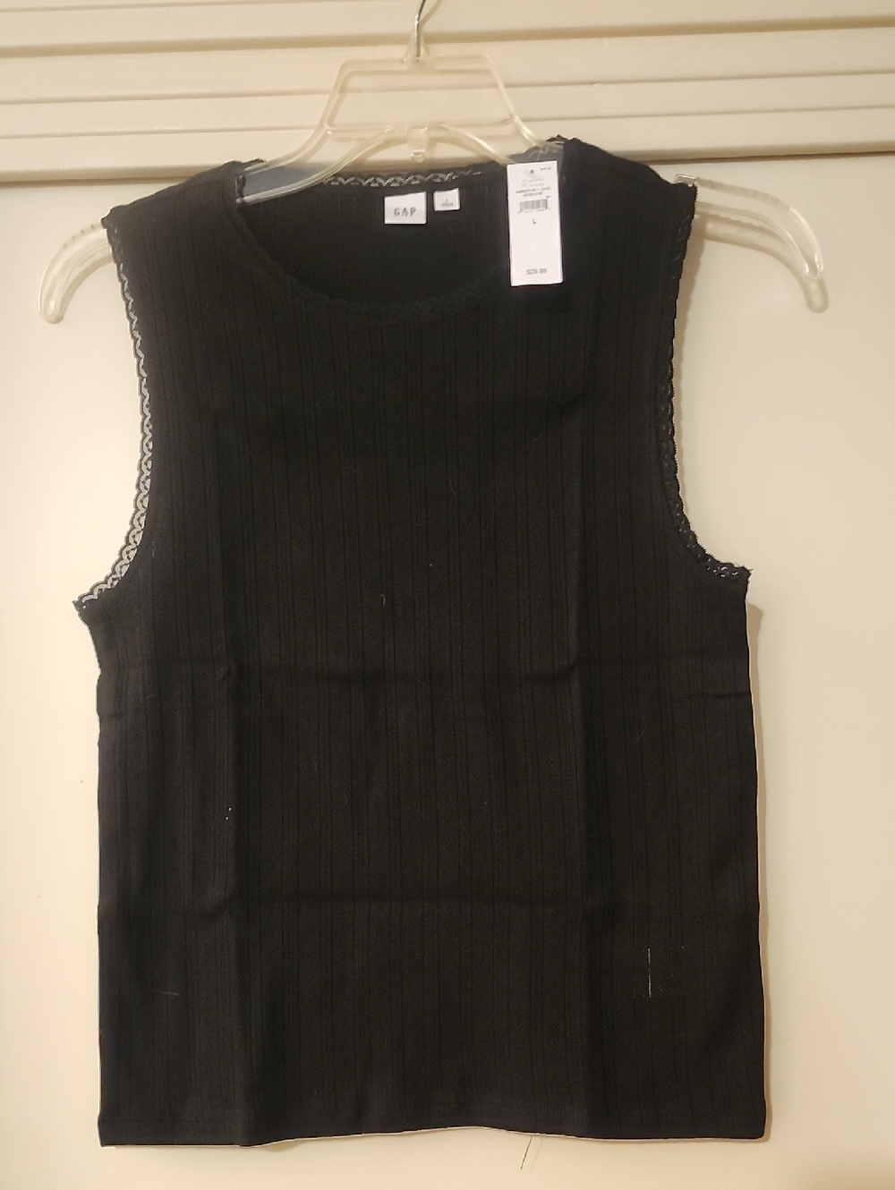 GAP Black Ribbed Sleeveless Shell with Scalloped Trim